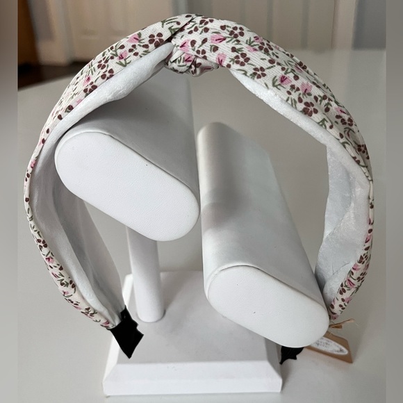Boho Floral HEADBAND | NEW!! - Picture 10 of 13